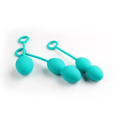 На фото изображены бирюзовые вагинальные шарики из набора Svakom Nova Green  для женщин на белом фоне.