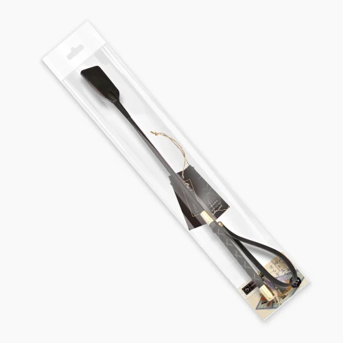 На фото шлепалка Liebe Seele Samurai Crop