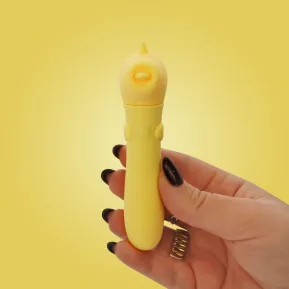 На фото жовтий вібратор-єдиноріжка Unihorn USB Bullet – Bean Blossom, віброкуля, USB-зарядка, 10 режимів