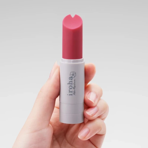 На фото вибратор-помада IROHA STICK Hamanasu, плавное увеличение мощности