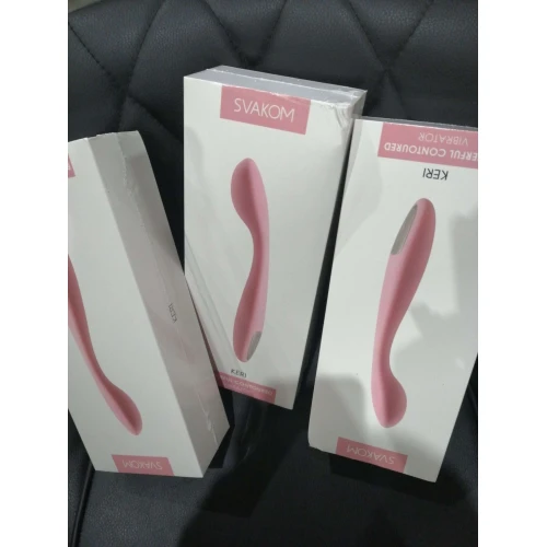 Стимулятор клитора и точки G  Svakom Keri Pale Pink (мятая упаковка)