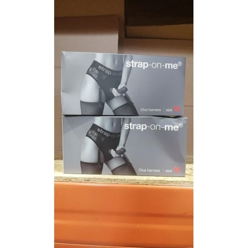 Кружевные трусы для страпона с подвязками для чулок Strap-On-Me DIVA HARNESS - M (мятая упаковка)