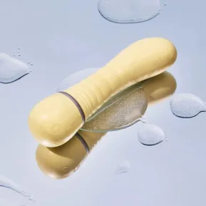 На фото вибратор Friday Bae SHIBAE TOYS - The Vibrator