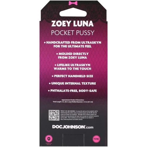 На фото мастурбатор Doc Johnson Zoey Luna