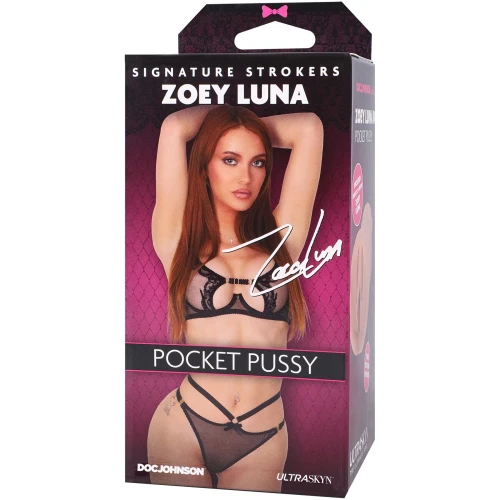 На фото мастурбатор Doc Johnson Zoey Luna