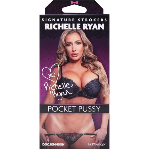 На фото мастурбатор Doc Johnson Richelle Ryan