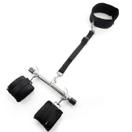 На фото изображен черный фиксатор для рук и шеи  Art of Sex - Trust me унисекс на белом фоне