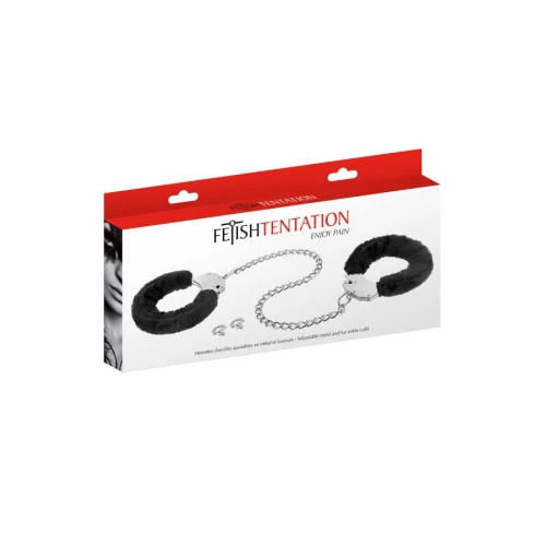 На фото изображены поножи с черным мехом Fetish Tentation Adjustable metal and fur ankle cuffs унисекс на белом фоне