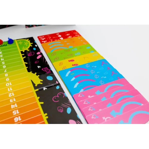 На фото изображена разноцветная эротическая игра «Еродит» для компании на светлом фоне.