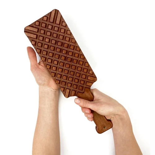 Паддл (шлепалка) для эротических игр БДСМ