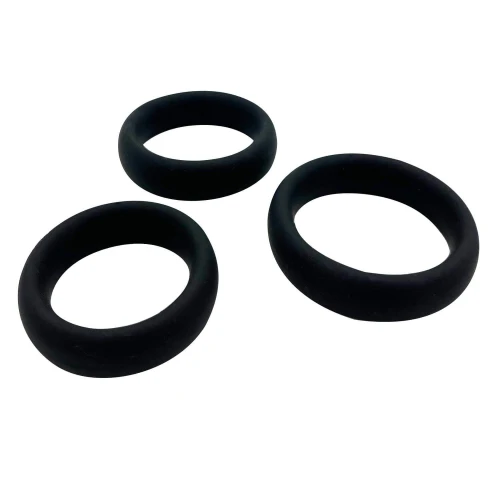 На фото изображен набор из трех круглых черных эрекционных колец Alive Sensual Pleasure Rings для мужчин на белом фоне