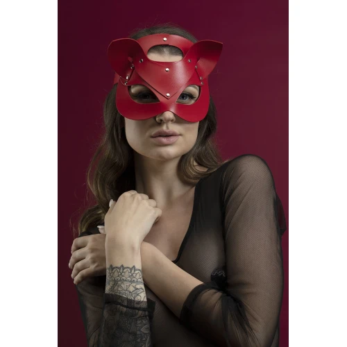 Feral Feelings — Catwoman Mask — Маска кішки БДСМ на очі червоного кольору