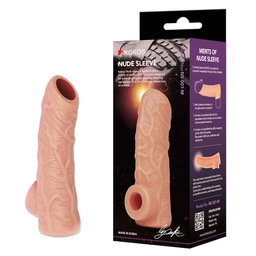 На фото зображено бежеву наскрізну насадку на член Kokos Nude Sleeve NS 001 L для пар на білому тлі.