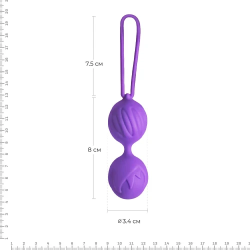 На фото зображені вагінальні фіолетові кульки Adrien Lastic Geisha Lastic Balls Mini Violet (S) для жінок на білому тлі.