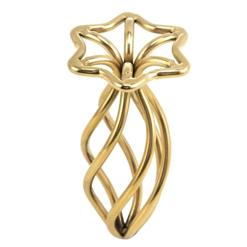 На фото изображена золотая спиральная анальная пробка LOCKINK SEVANDA Hollow Spiral Golden Metal Anal Plug - S size унисекс на светлом фоне