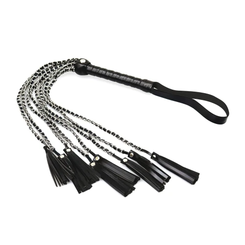 На фото изображена черная Ажурная плеть из экокожи Art of Sex Brianna унисекс на белом фоне