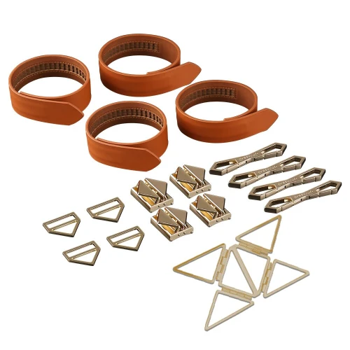 На фото зображено коричневий набір для зв'язування LOCKINK Hogtie Set - Brown унісекс на білому тлі