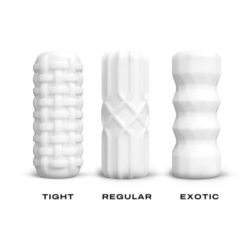 На фото зображено білий мастурбатор Dorcel Cup Regular для чоловіків на світлому фоні.