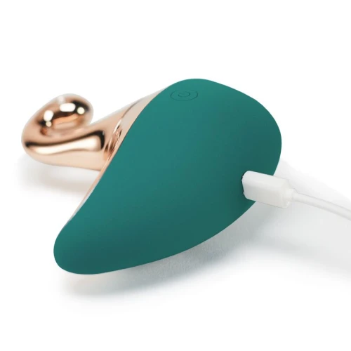 На фото зображено зелено-золотий Подвійний вібратор у вигляді лебедя "Душа та Бажання" Knight Jenay SOUL&DESIRE для пар на білому тлі