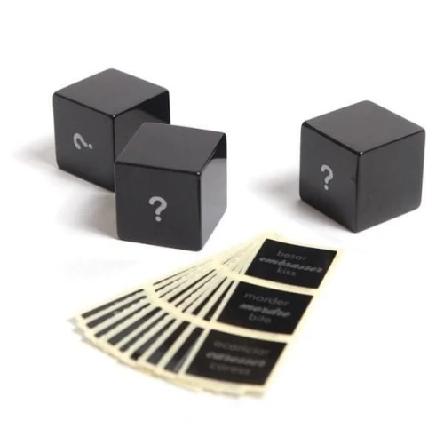 На фото изображены черные игральные кубики Bijoux Indiscrets Lucky Love Dice для пар на светлом фоне.