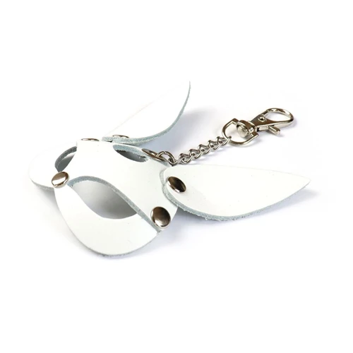 На фото изображен белый брелок на карабине для ключей Art of Sex Bunny унисекс на светлом фоне