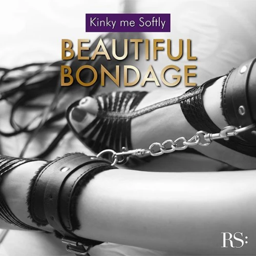 На фото изображен фиолетовый набор БДСМ RIANNE S - Kinky Me Softly Purple  унисекс на светлом фоне