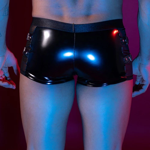 На фото еротичні чоловічі лакові труси зі шнурівкою JSY 9120T One Size