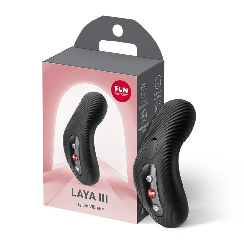 На фото накладной вибратор Fun Factory LAYA III Black, эффект постукивания пальцем