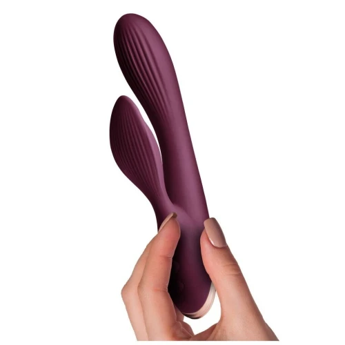 На фото вибратор-кролик Climaximum Lyanna