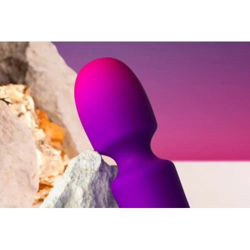 На фото вібромасажер Rocks Off Glo Girl - Wand 