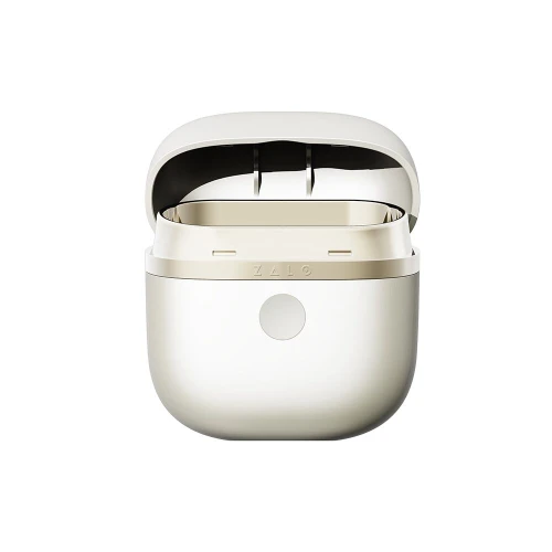 На фото ерекційне смарт-віброкільце Zalo Apis Ivory White, до 4 годин роботи, зарядний кейс 