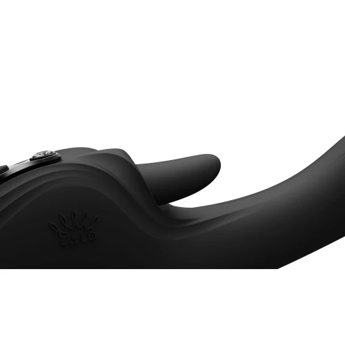 На фото смарт-вібратор Zalo Ares Obsidian Black, підігрів, 3 мотори, язичок для клітора, стимуляція то