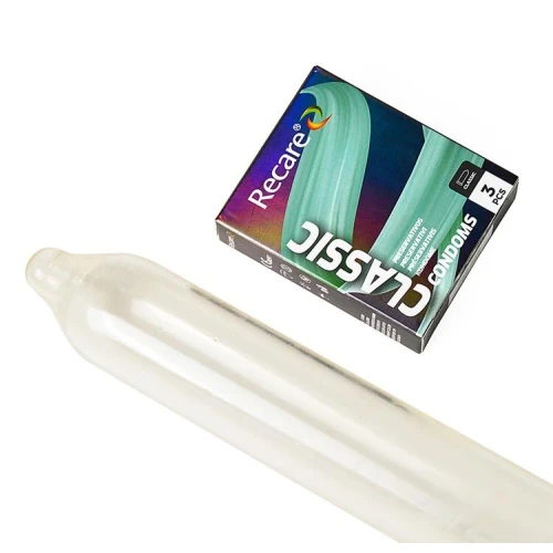 На фото презервативи Holographic Recare Classic Condoms 3 шт, класичні 