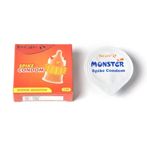 На фото насадка на член Recare Spike Condom Orange (презерватив с усиками и шипами)