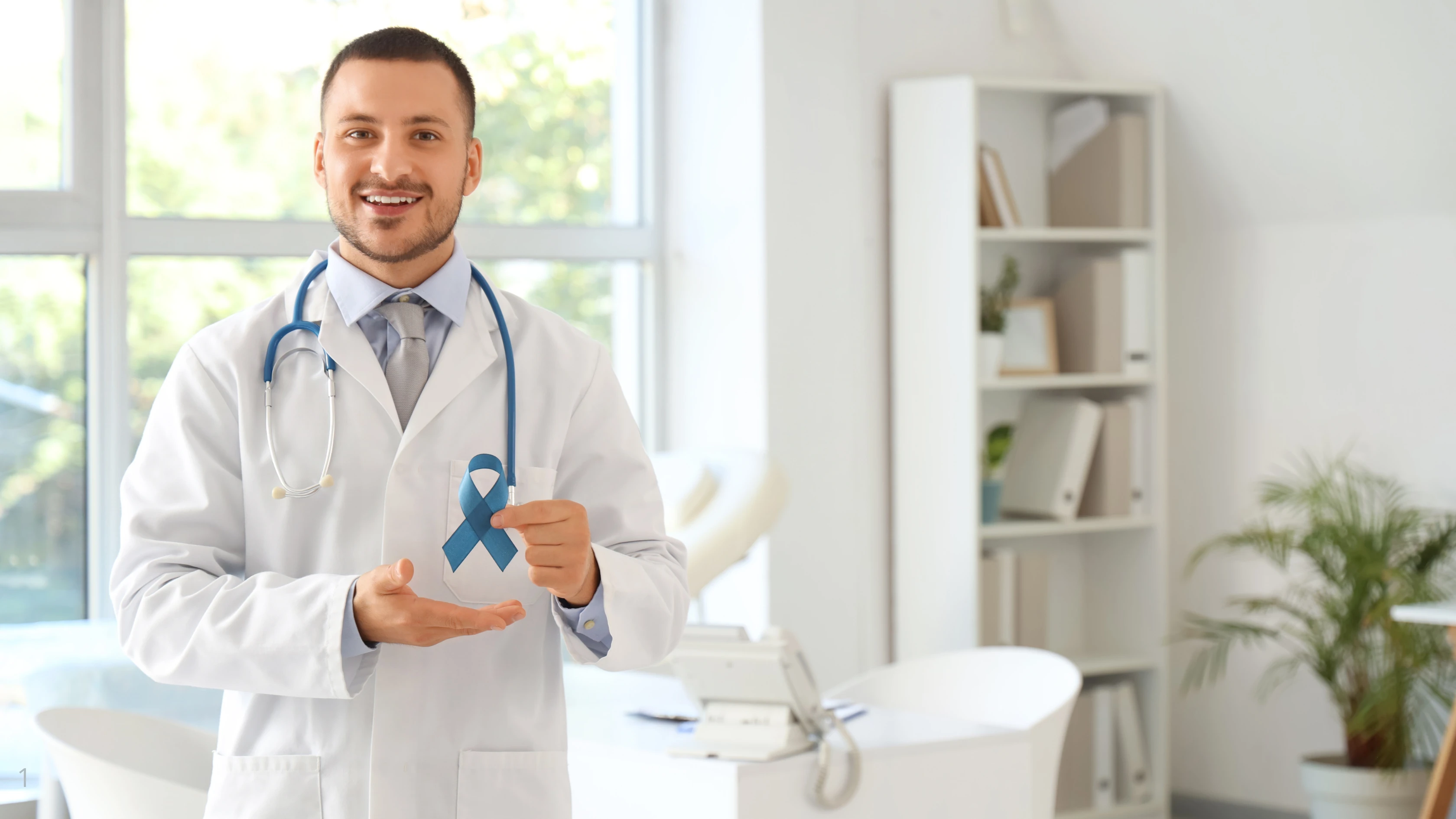 на фото зображений лірак, який лікує проблеми з простатою та рекомендує массажер простати для чоловіків