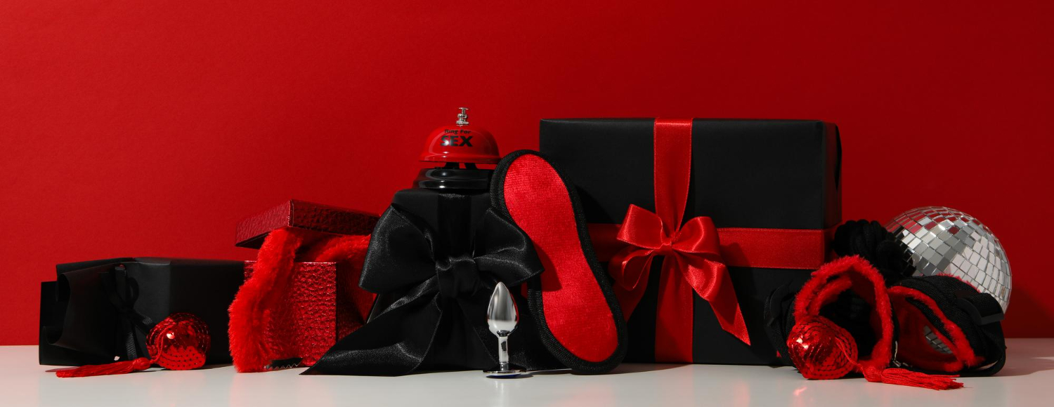 на красном фоне изображены интимные игрушки для BDSM и подарки сексшоп